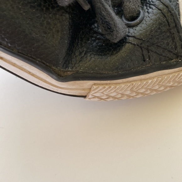 Converse black youth kids size 1 shoes - Picture 10 of 12
